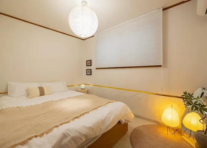 Hongdae Mangwon Station Nearby, Quiet Korean-style Stay, Free Luggage Storage 아파트 서울특별시