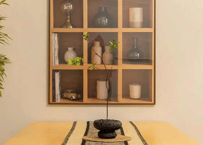 Hongdae Mangwon Station Nearby, Quiet Korean-style Stay, Free Luggage Storage 아파트 *