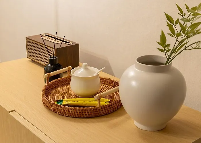 Hongdae Mangwon Station Nearby, Quiet Korean-style Stay, Free Luggage Storage 아파트 서울특별시