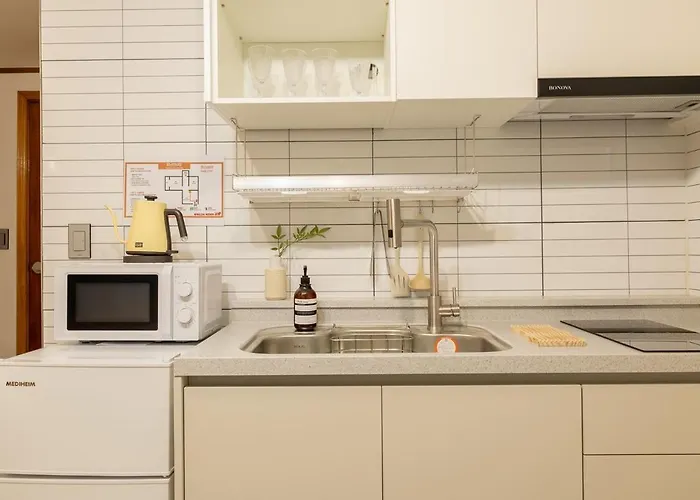 아파트 Hongdae Mangwon Station Nearby, Quiet Korean-style Stay, Free Luggage Storage