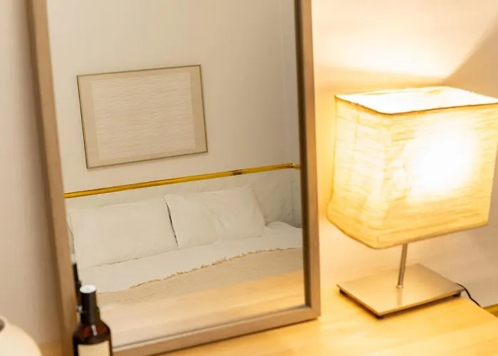 Hongdae Mangwon Station Nearby, Quiet Korean-style Stay, Free Luggage Storage *